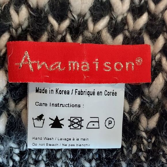 Ana Maison Black Cream Floral Print Wool Acrylic Scarf - Picture 6 of 7